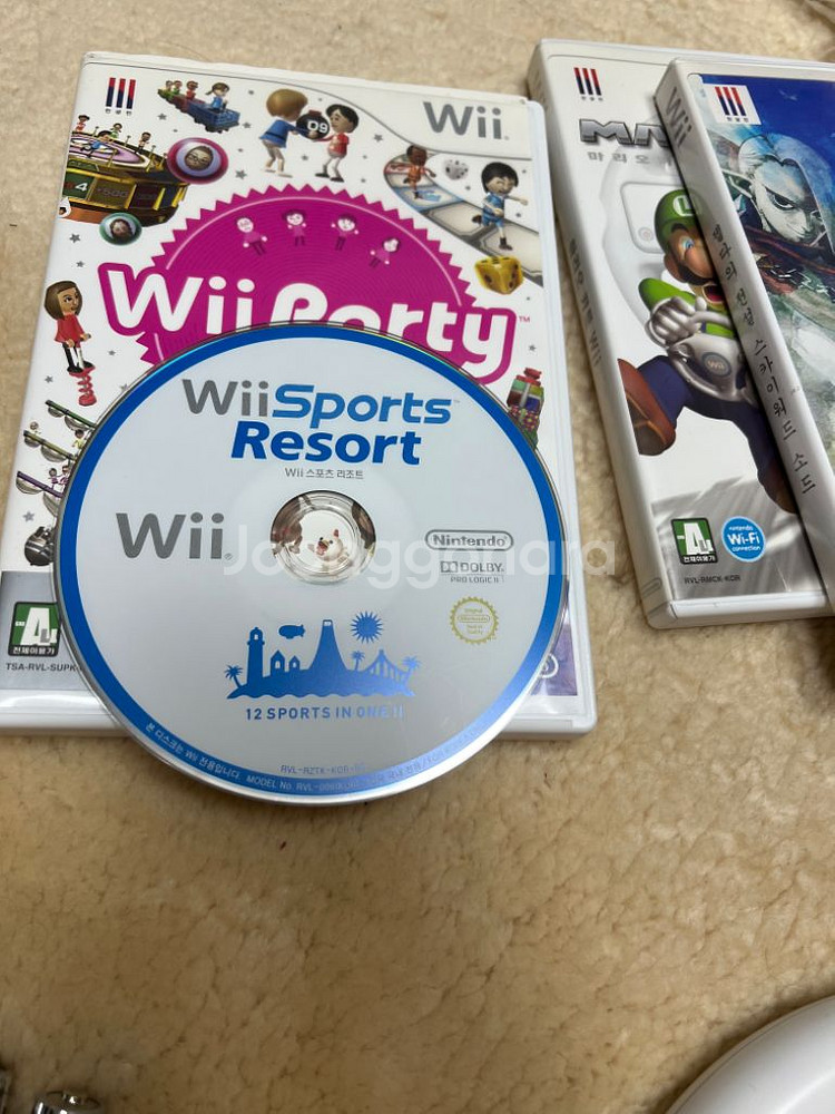 (S급)닌텐도 wii+CD4개+리모컨2개+핸들+눈차크2--4