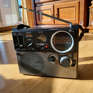 산요 RP-8700 펄서 6밴드 라디오