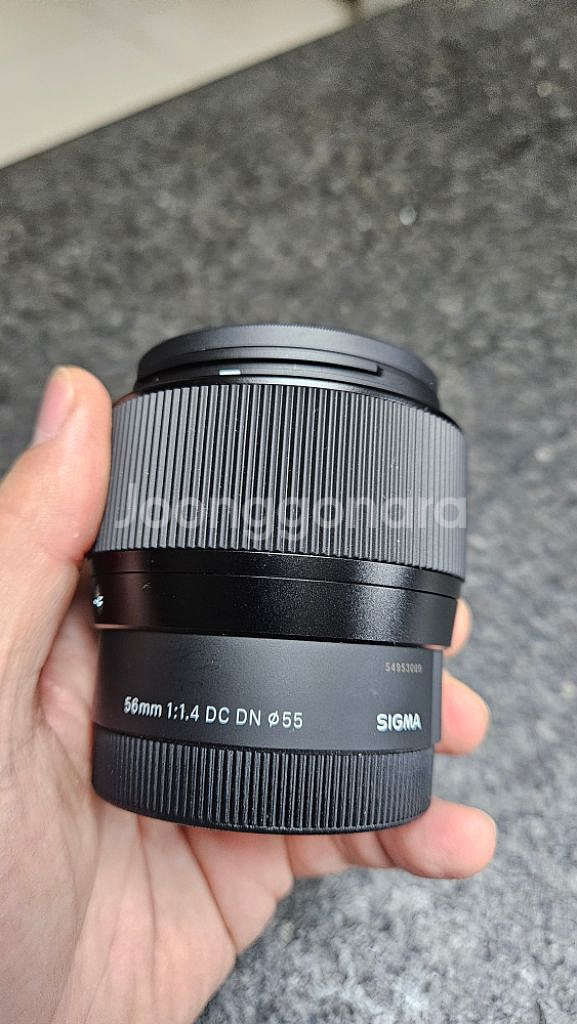 소니 E마운트용 시그마 단렌즈 56mm f1.4 dc--2