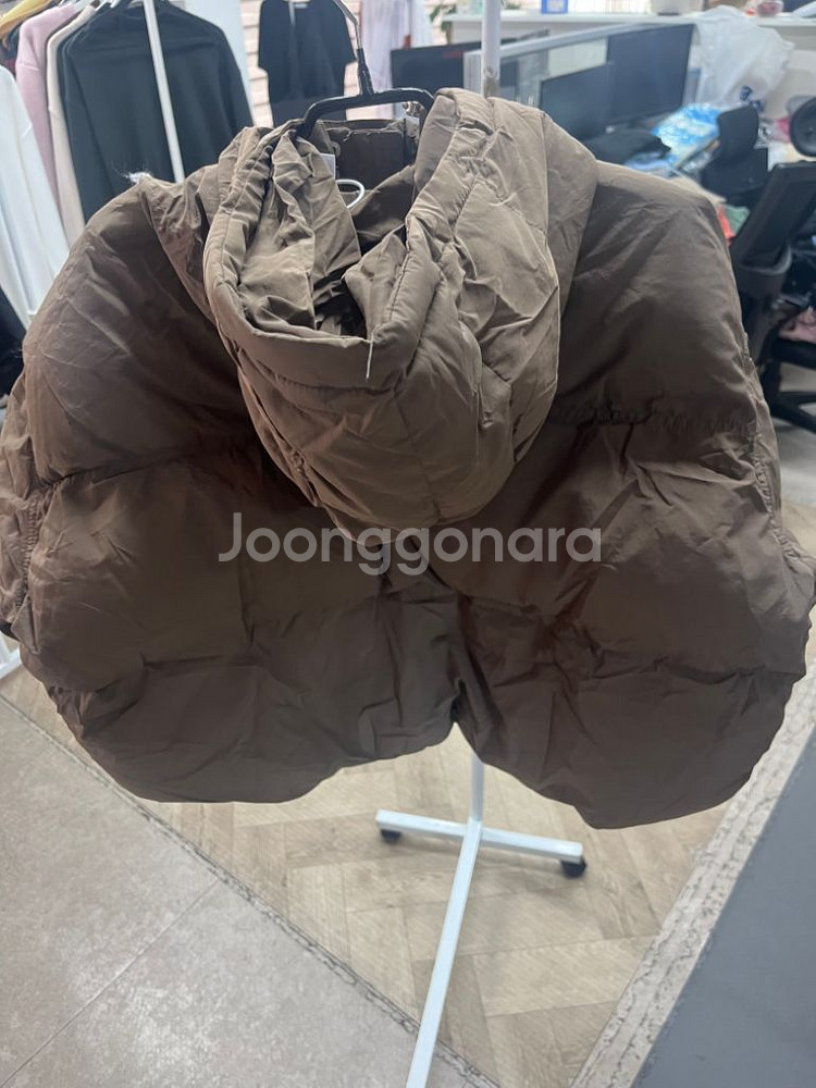 갈색 브라운 후드 숏패딩--3
