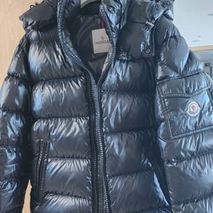 몽클레어 마야 숏 패딩