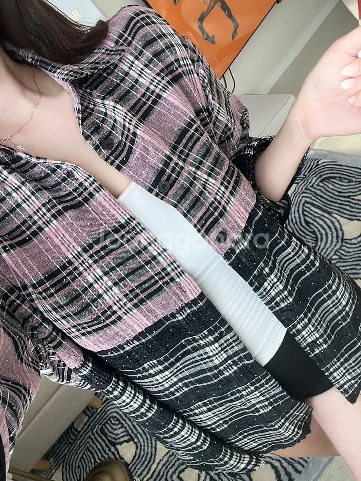 고퀄 희귀 펄 큐빅 비즈 배색 오버핏 루즈 체크 셔츠--2