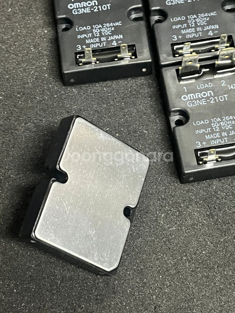 OMRON G3NE-210T SSR 5개--2