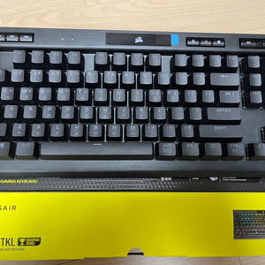 커세어 K70 RGB TKL 챔피언 시리즈 적축 키보드