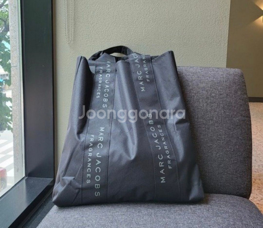 마크제이콥스 정품 에코백(두꺼운캔퍼스재질)새상품--1