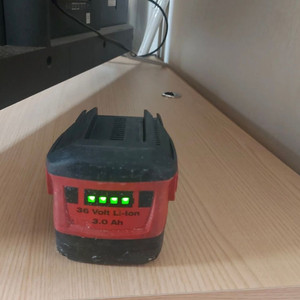 힐티 36v 3.0AH 배터리