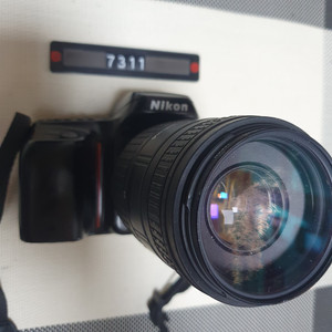 니콘 F 50 필름카메라 70-300미리 줌렌즈