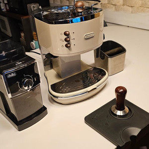 드롱기 커피머신 커피메이커 + 자동 분쇄기