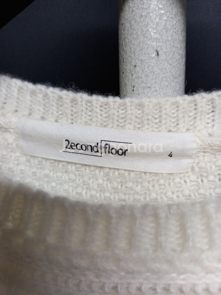 세컨플로어 춘추동 루즈핏 니트 스웨터 66--7