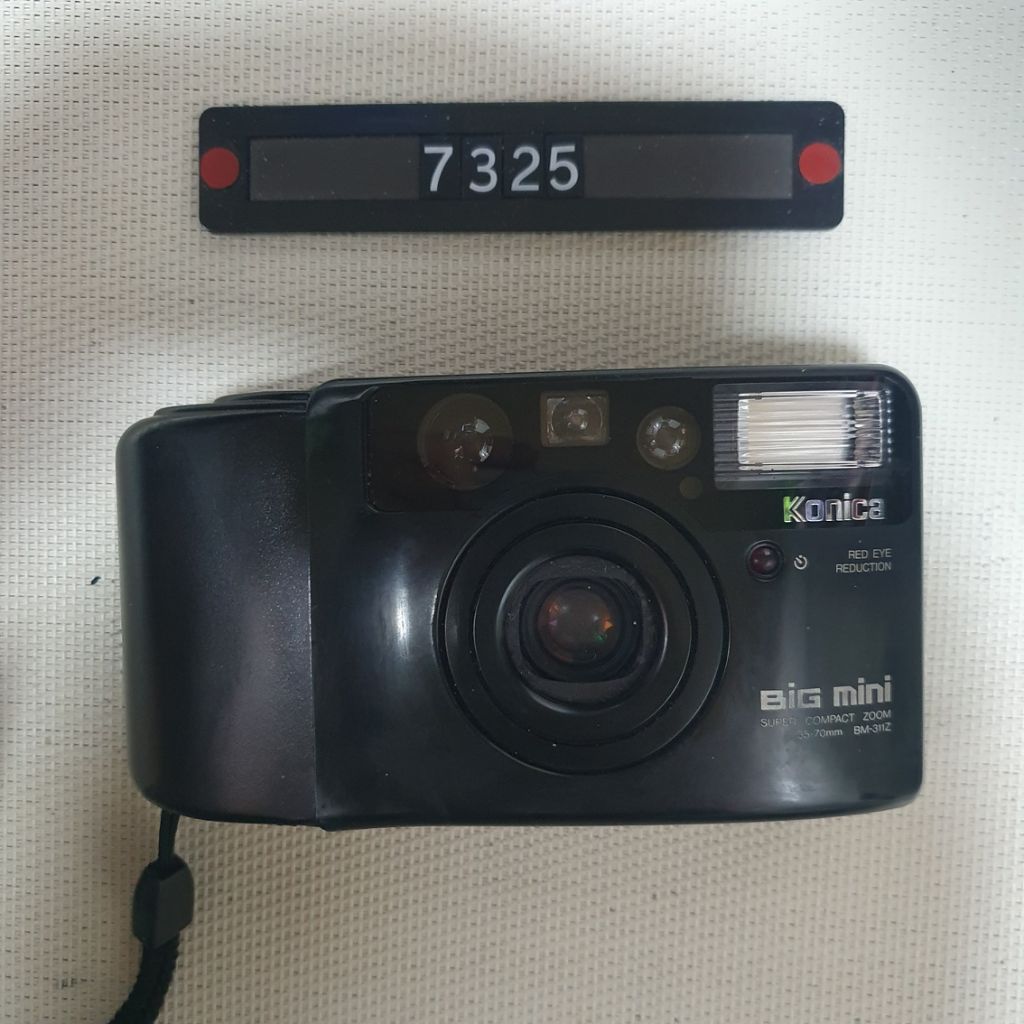 코니카 빅미니 슈퍼 컨펙트 줌 BM-311Z 필름카메라