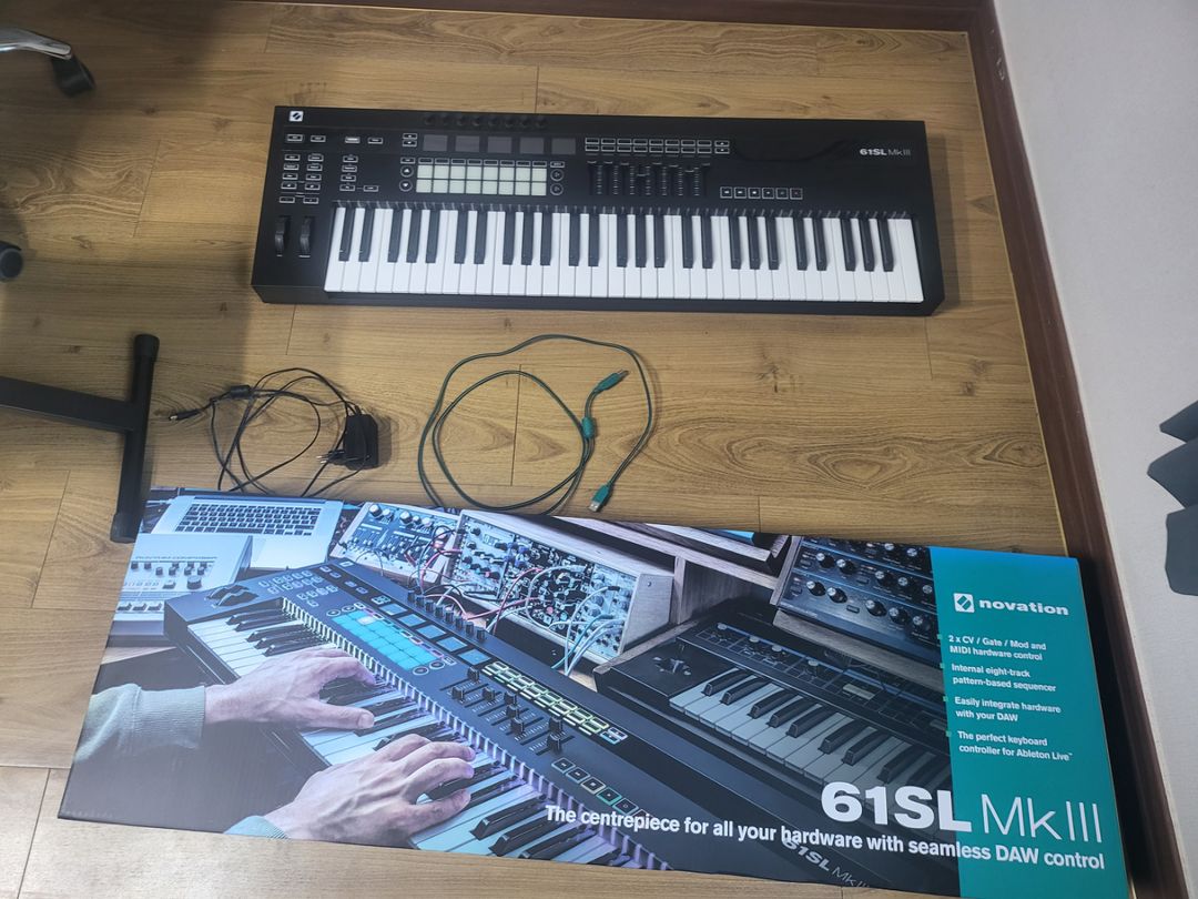 마스터키보드 NOVATION 61sl mk3 싸게팜니다