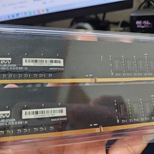 ESSENCORE DDR4-3200 8gb 2개 판매