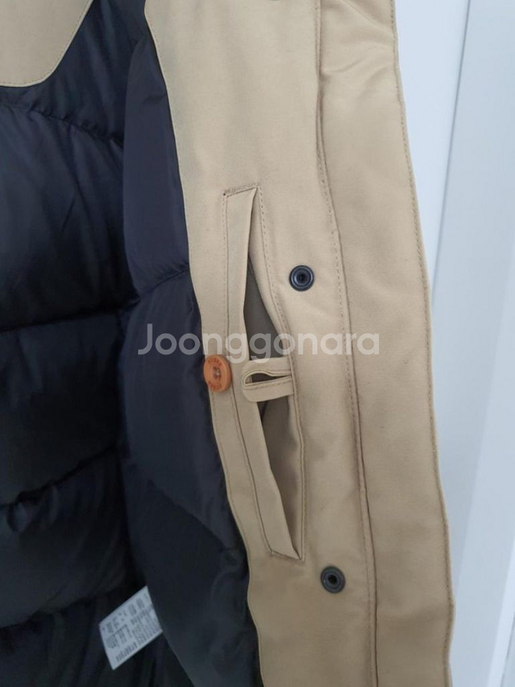 (새상품 55)GUESS 인퀼팅다운숏패딩ㅡ백화점정품--8