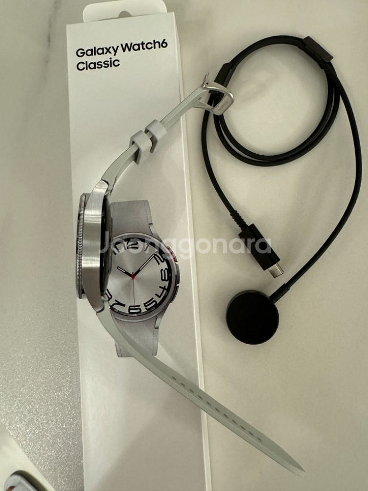 갤럭시 워치 6프로 클래식47mm 실버--4