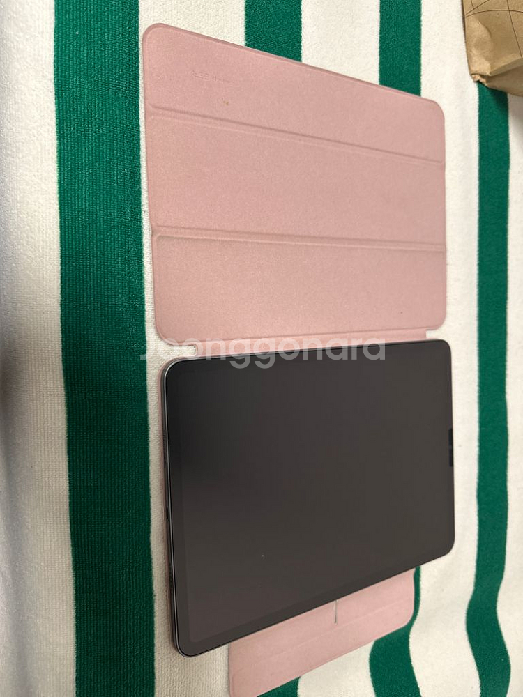 아이패드11인치 M1+애플펜슬+키보드k380 팝니다--3