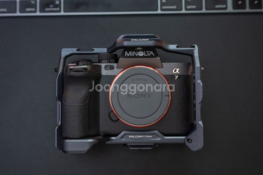 Sony a7m4 + falcam 풀 케이지--6