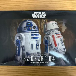 반다이 스타워즈 프라모델(R2-D2 & R5-D4)