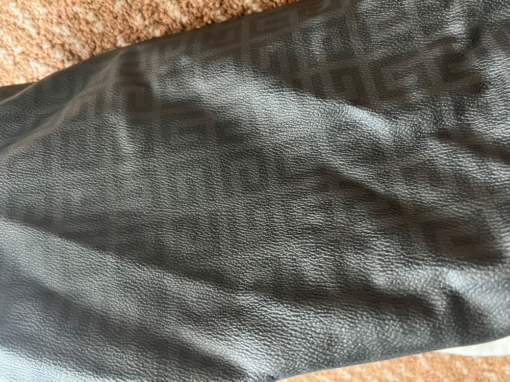 지방시 토트백 상태좋아요--4