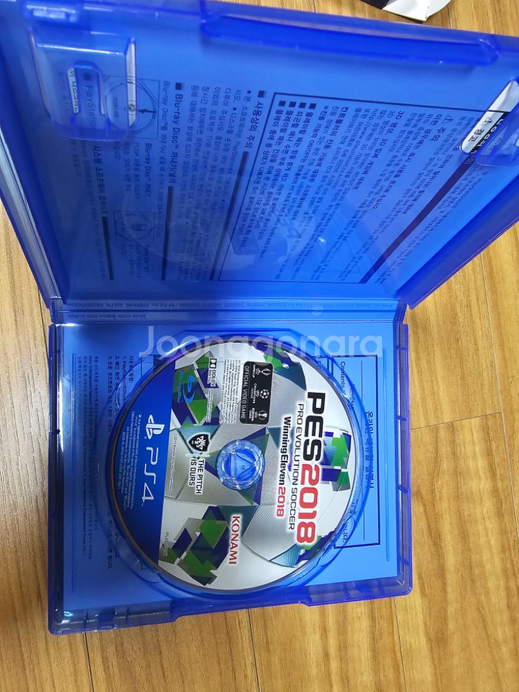 PES 위닝 2018 팔아요 (PS5 구동 이상없음)--2