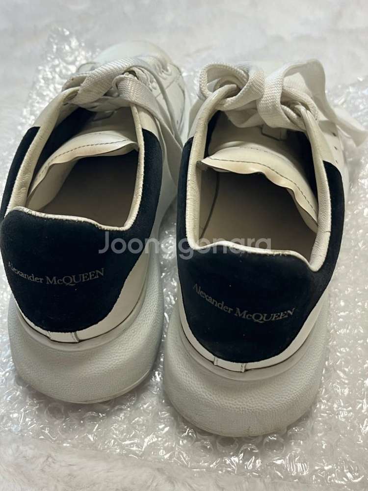 [정품]알렉산더맥퀸 225size--1