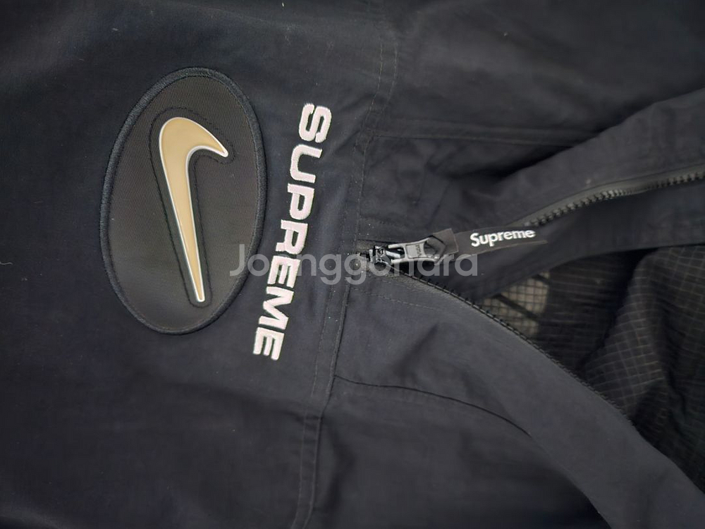 나이키 슈프림 아노락 M--1