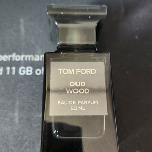 톰포드 oud wood 향수 50ml 팝니다