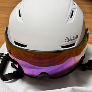LOG x ALLOY White 바이저 헬멧