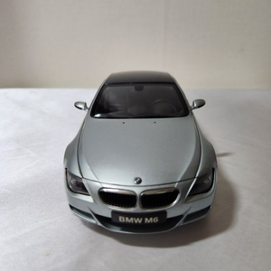 1:18 교쇼 BMW M6 (E63)