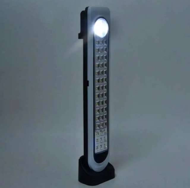 새제품 태양광 충전 형광등 택배비포함 이미지