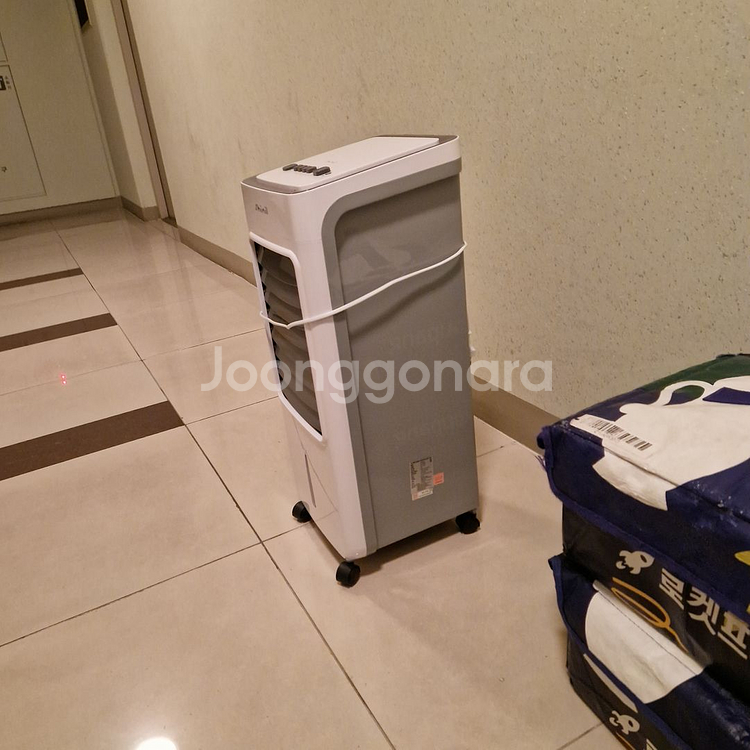 Used Portable Air Conditioner--1