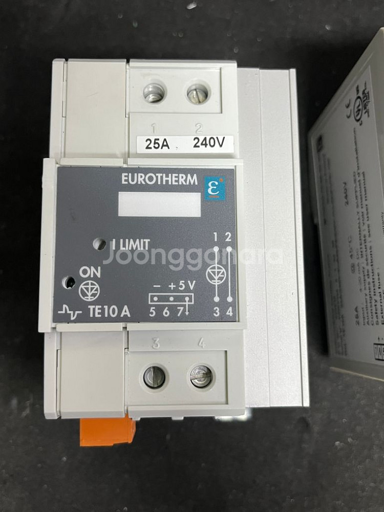 EUROTHERM TE10A 2개일괄--1