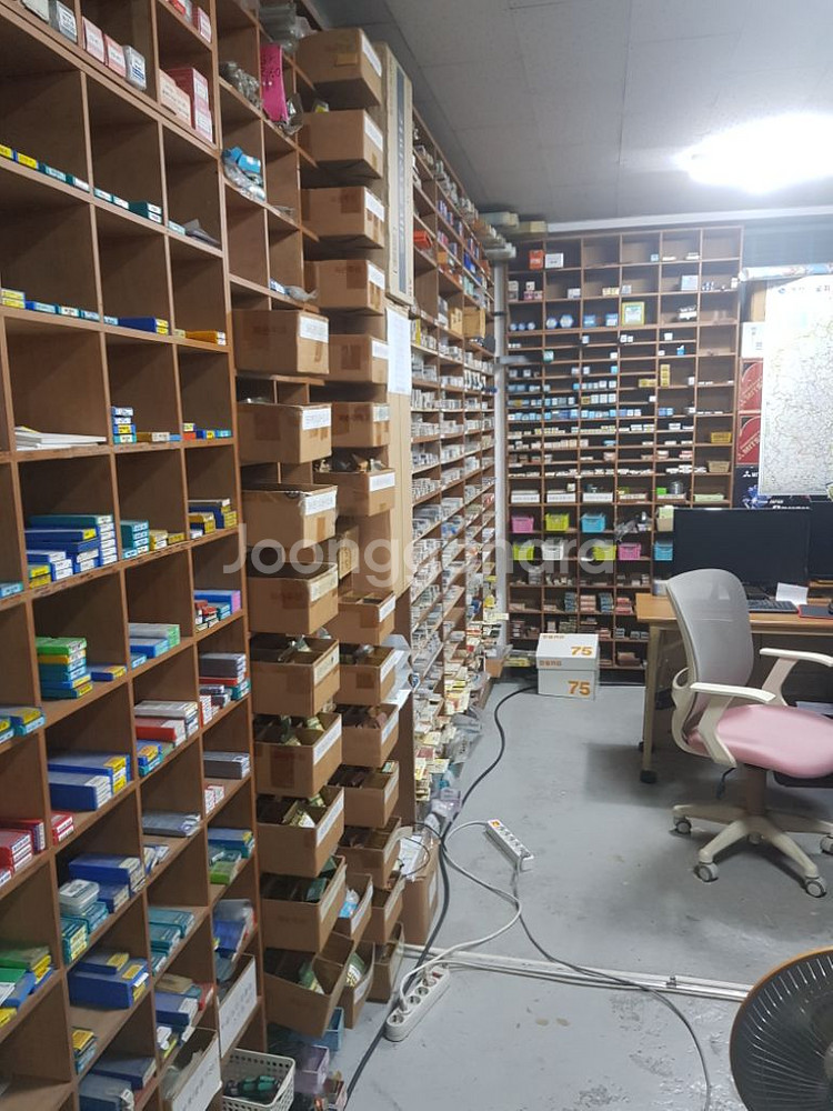 가게 물건 정리 전체 싸게 팝니다(공구상정리)점포정리--3