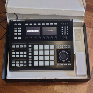 NI Maschine Studio (머신 스튜디오)