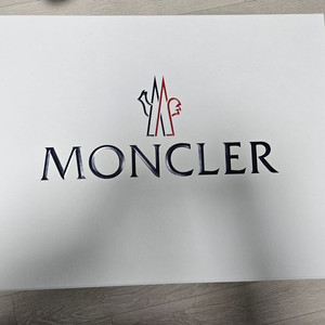 몽클레어 패딩 박스
