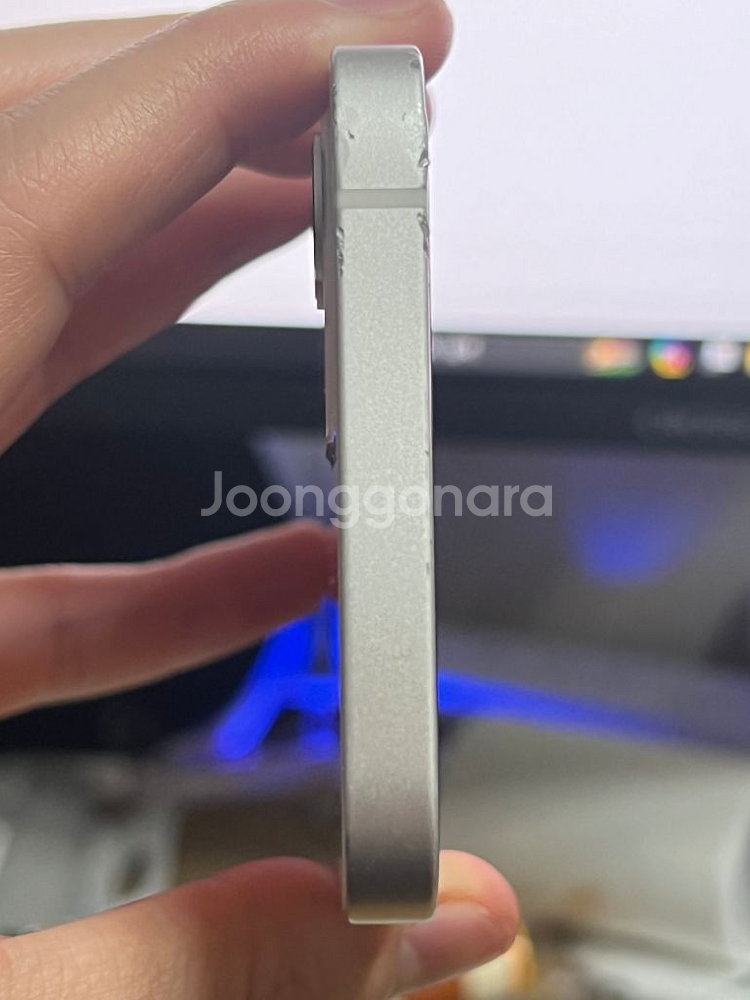 아이폰12 64gb 화이트 팝니다--1