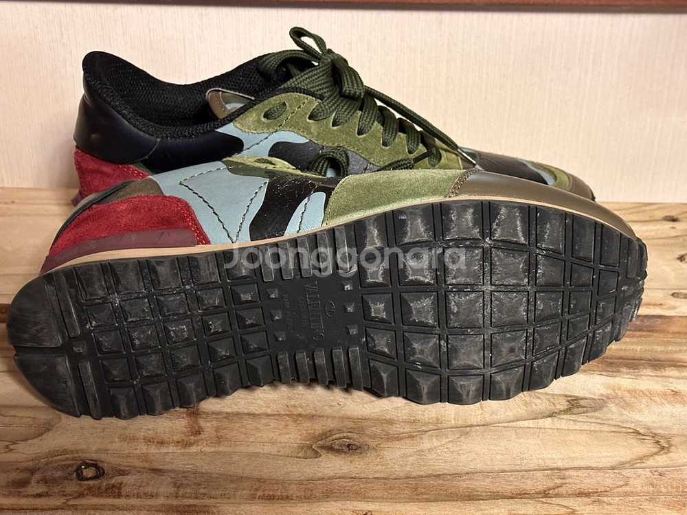 발렌티노 카모플라쥬 스니커즈--3