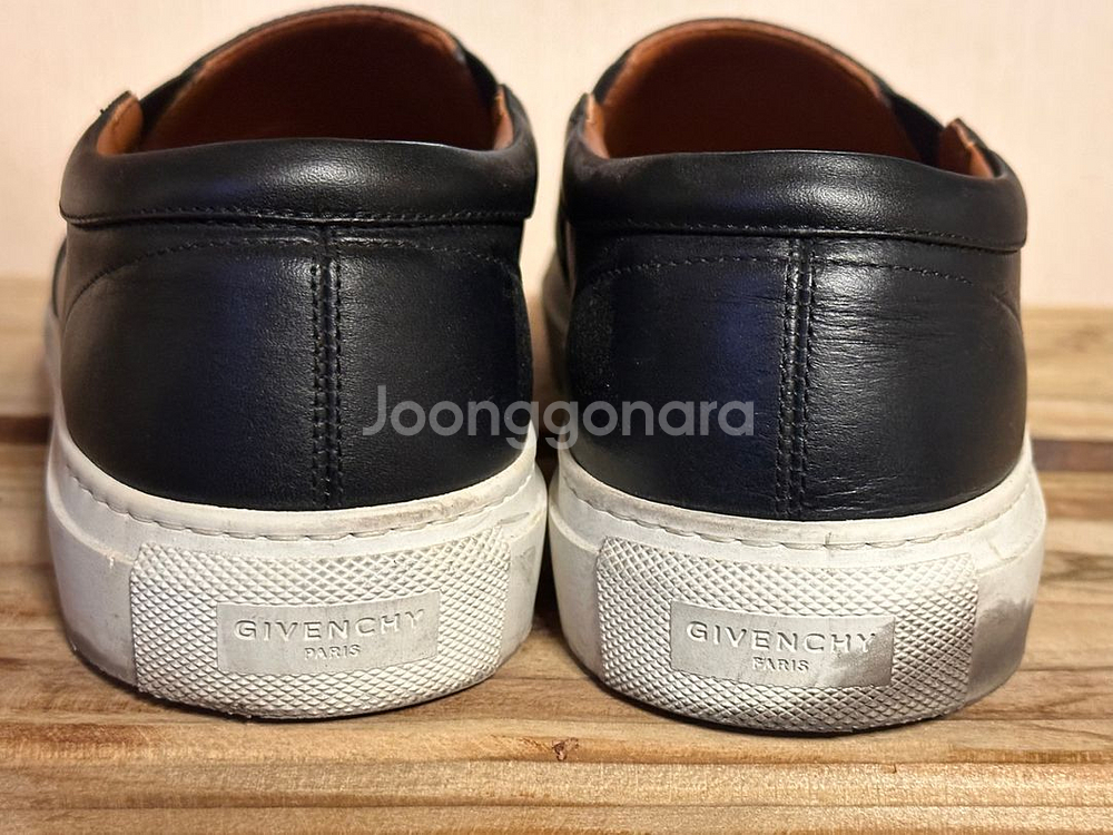 지방시 롯트와일러 스니커즈--3