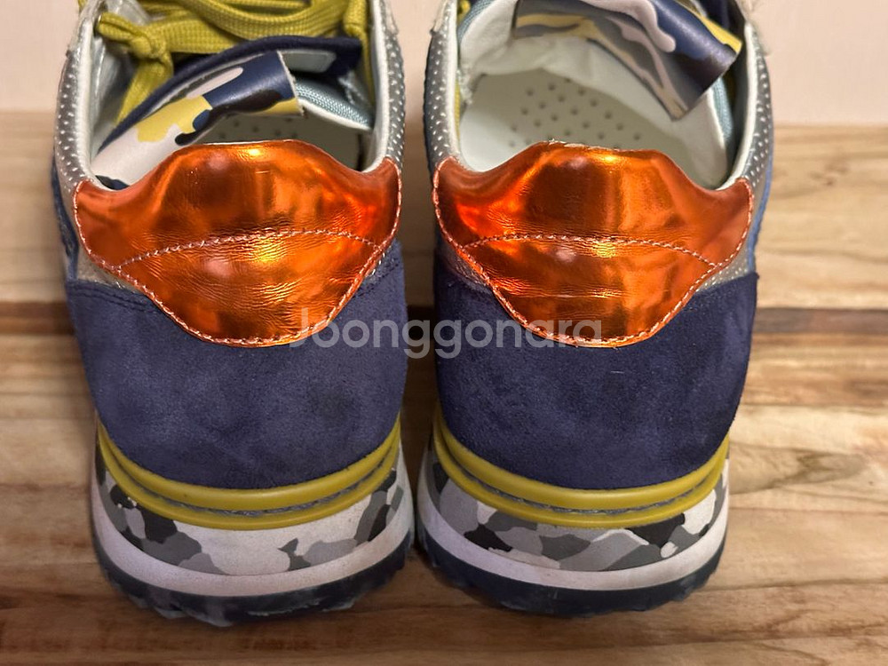 돌체앤가바나 스니커즈--1