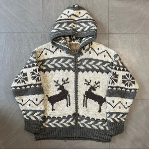 코위찬 사슴 후드 스웨터