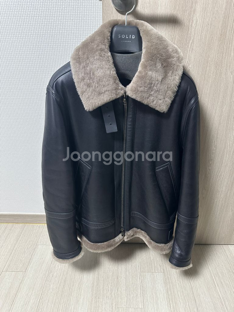 솔리드옴므 22fw 무스탕--1