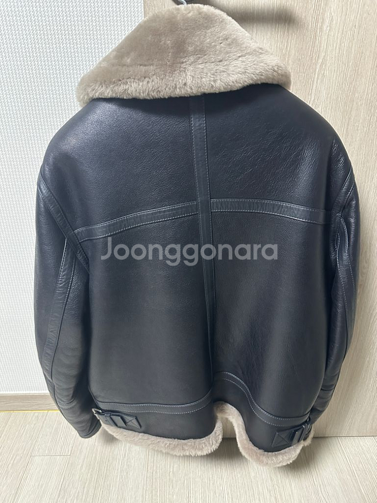 솔리드옴므 22fw 무스탕--2