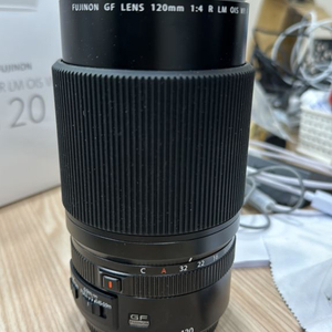 GF 120mm F4 R LM OIS WR Macro