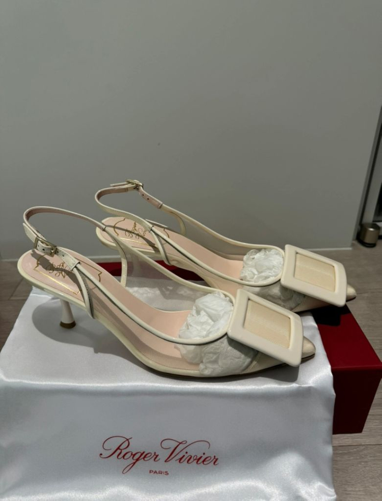 로저비비에 슬링백--3