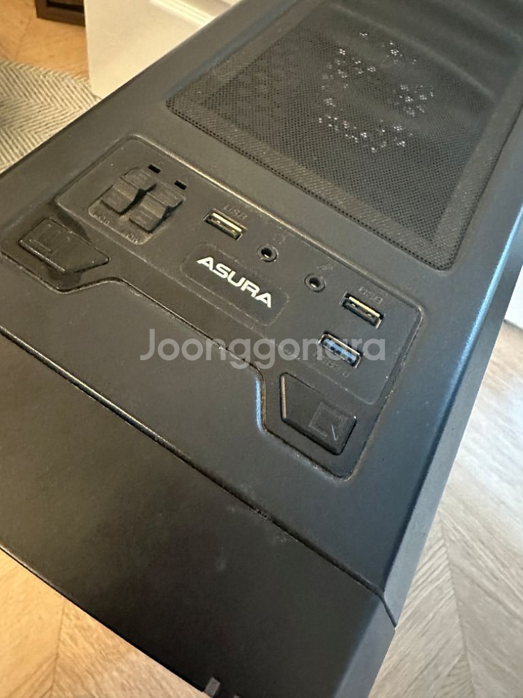 반본체 i7-7700 , 32기가램(8x4),1060--1