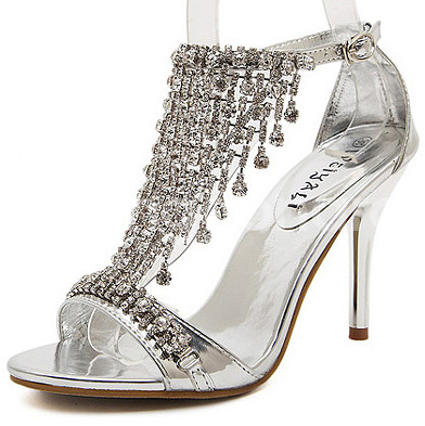 쥬얼리 태슬 스트랩샌들 230사이즈(235착용 가능)--1