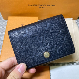 [S급] 루이비통 앙프렝뜨 비지니스 카드지갑 중지갑