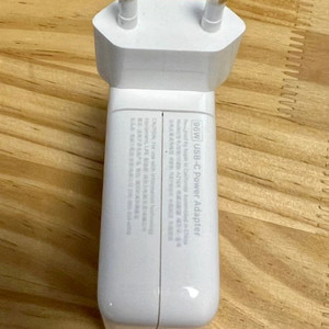 Apple 정품 96W USB-C 충전 어댑터 팝니다.