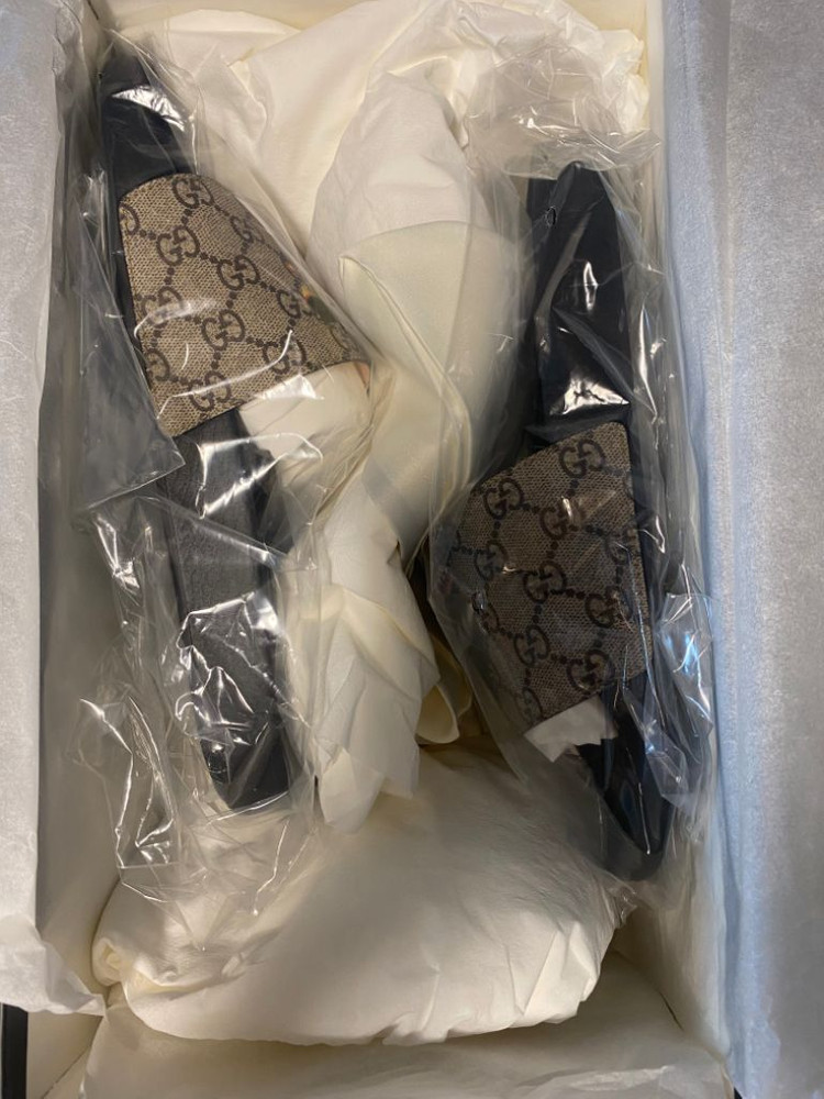 남성 구찌 슬리퍼--3