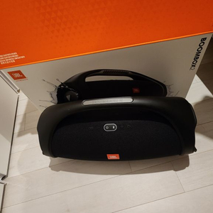 JBL boombox2 붐박스판매합니다