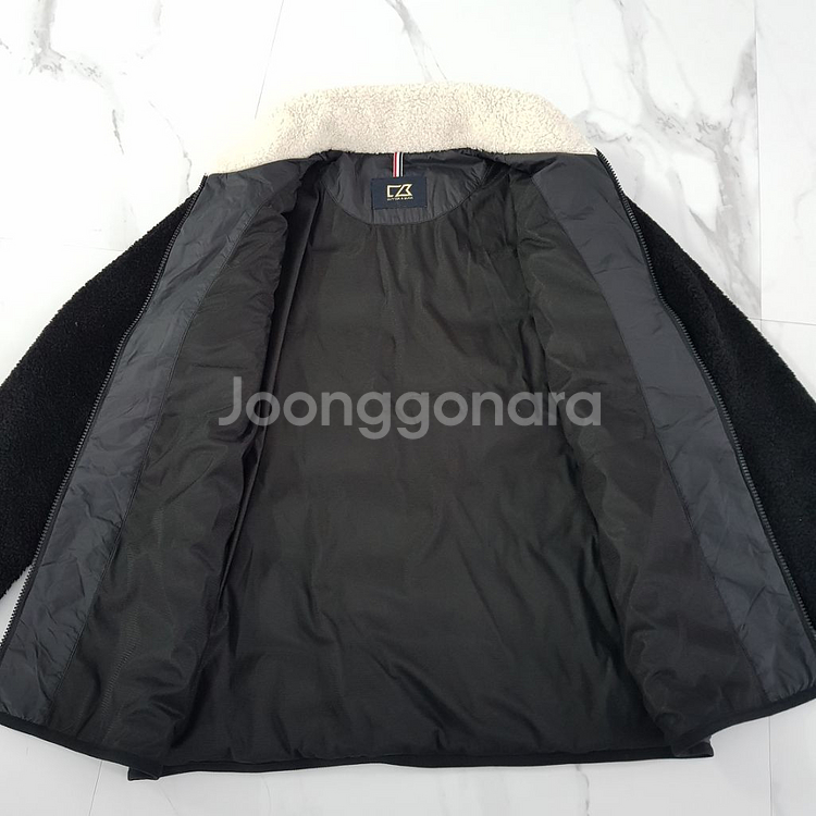 커터앤벅 구스 플리츠 자켓95--5